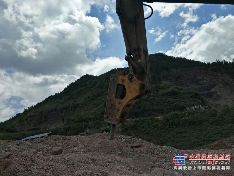 贵州出售转让二手7600小时2011年沃尔沃EC210B挖掘机