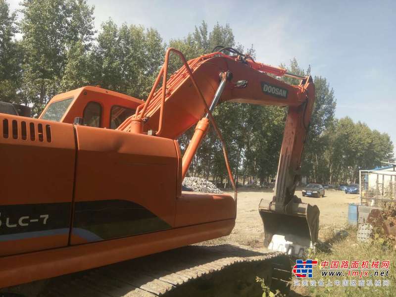 辽宁出售转让二手7700小时2010年斗山DH225挖掘机