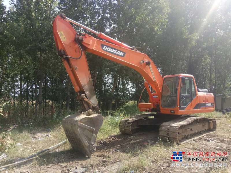 辽宁出售转让二手7700小时2010年斗山DH225挖掘机