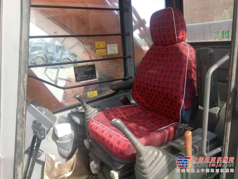 辽宁出售转让二手8000小时2011年日立ZX450挖掘机