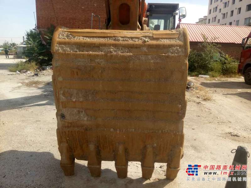 辽宁出售转让二手8000小时2011年日立ZX450挖掘机