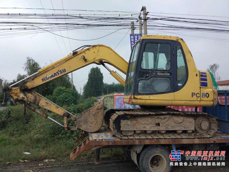 山东出售转让二手9600小时2010年小松PC60挖掘机