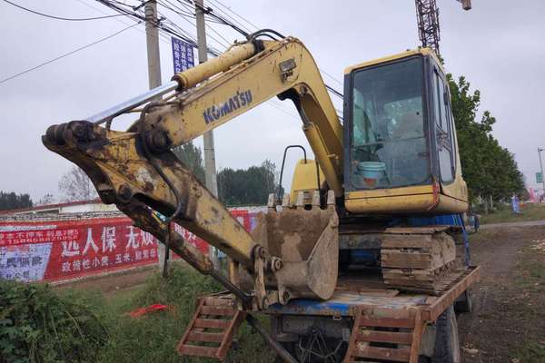 山东出售转让二手9600小时2010年小松PC60挖掘机