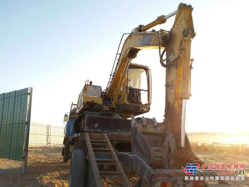 内蒙古出售转让二手3000小时2015年玉柴YC60挖掘机