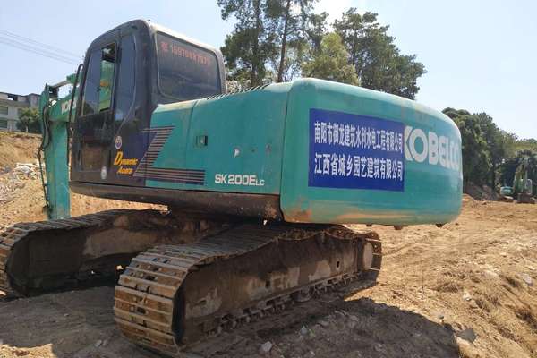 江西出售转让二手9000小时2009年神钢SK200挖掘机