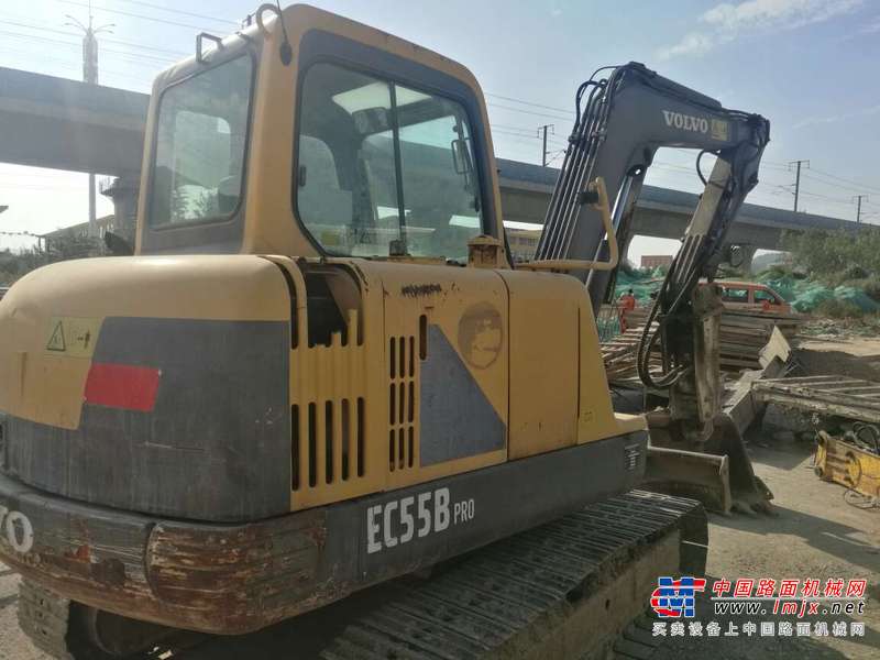 山东出售转让二手8937小时2010年沃尔沃EC55BPRO挖掘机