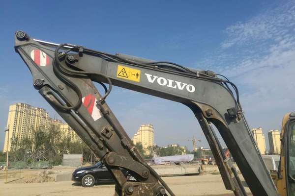 山东出售转让二手8937小时2010年沃尔沃EC55BPRO挖掘机