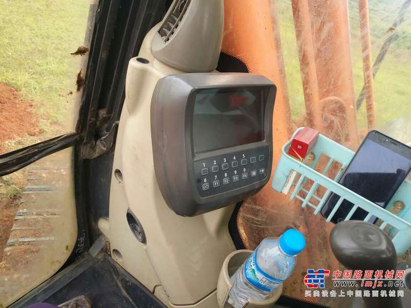 江西出售转让二手8000小时2011年日立ZX210H挖掘机