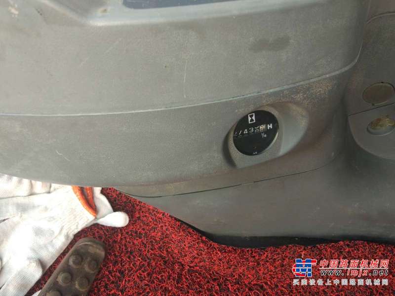 山东出售转让二手10000小时2003年日立EX200HHE挖掘机