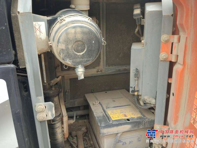 陕西出售转让二手3000小时2014年日立ZX70挖掘机