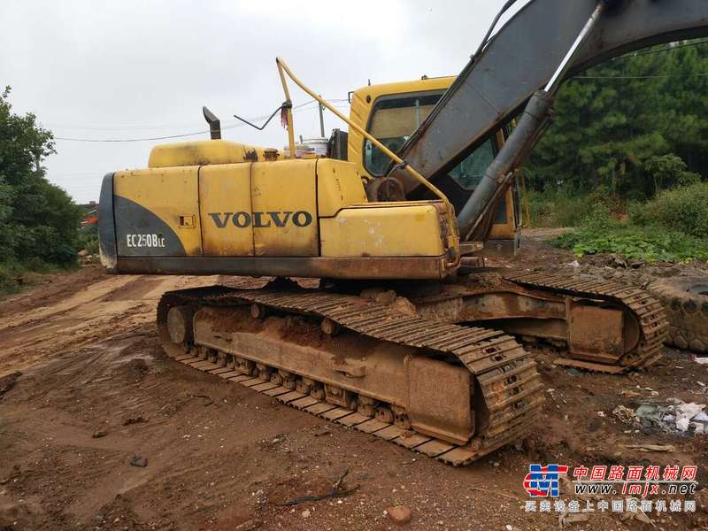 江西出售转让二手12000小时2008年沃尔沃EC210B挖掘机