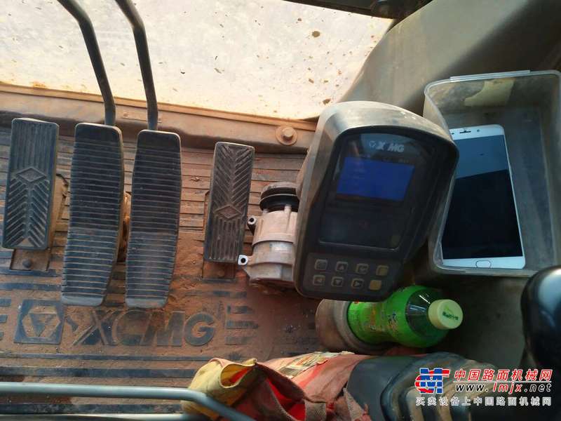 江西出售转让二手8500小时2010年徐工XE150D挖掘机