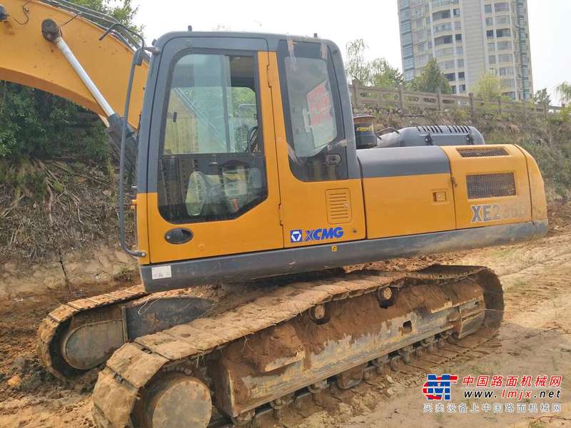 江西出售转让二手1800小时2016年徐工XE200C挖掘机
