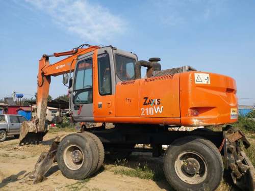 河北出售转让二手5000小时2006年日立ZX180W挖掘机