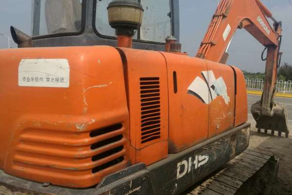 山东出售转让二手8352小时2005年斗山DH55挖掘机