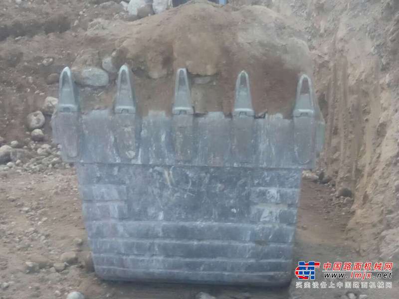 山西出售转让二手5000小时2010年山重建机GC498挖掘机