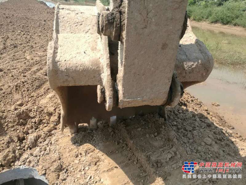 山东出售转让二手7359小时2009年日立ZX120挖掘机
