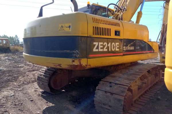 黑龙江出售转让二手6000小时2013年中联重科ZE210E挖掘机