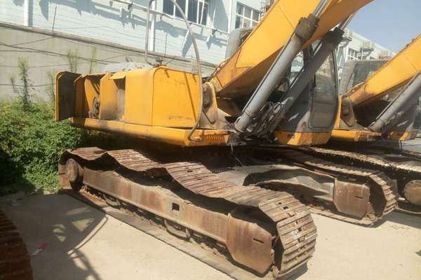 山东出售转让二手7000小时2010年徐工XE250挖掘机