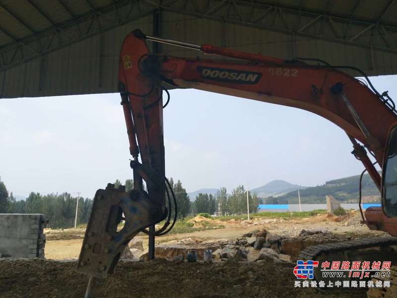 山东出售转让二手5000小时2010年斗山DH220LC挖掘机