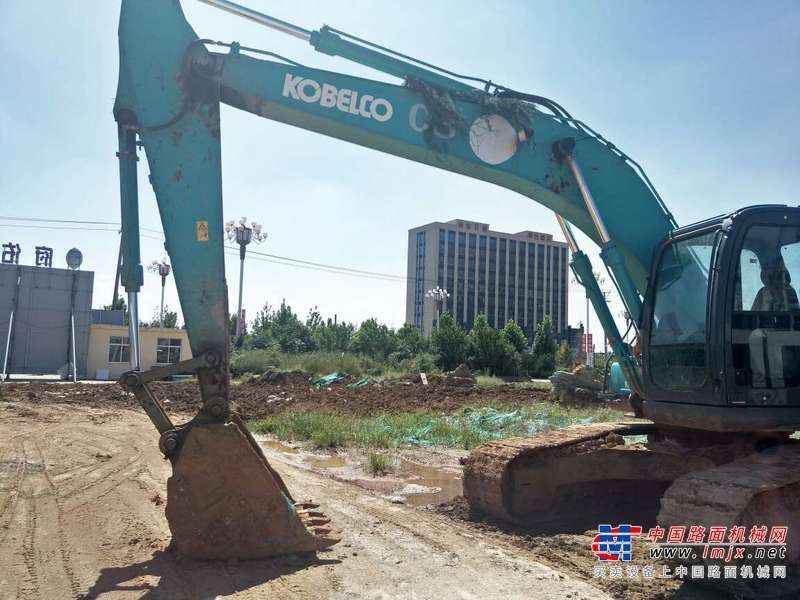 山东出售转让二手7400小时2013年神钢SK210挖掘机