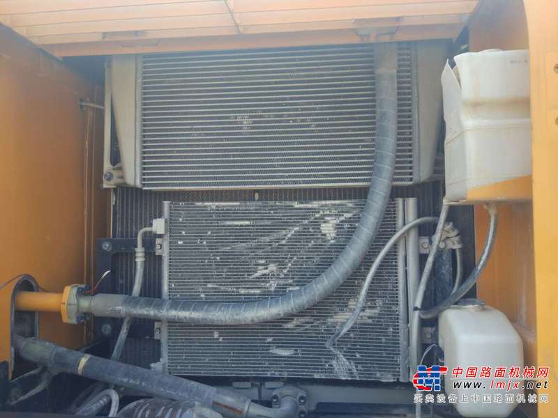山东出售转让二手10000小时2011年现代R275LC挖掘机