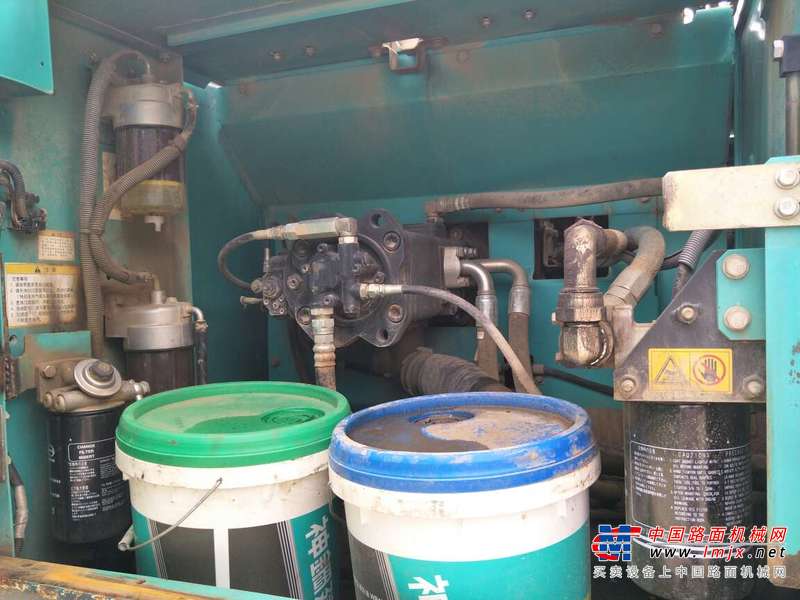 云南出售转让二手6000小时2010年神钢SK260LC挖掘机