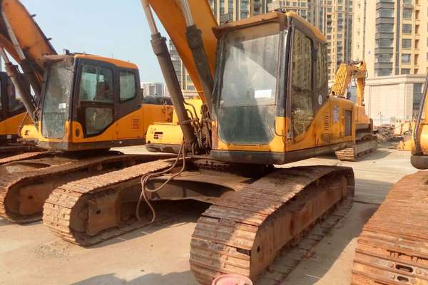 山东出售转让二手6300小时2010年三一重工SY235C挖掘机