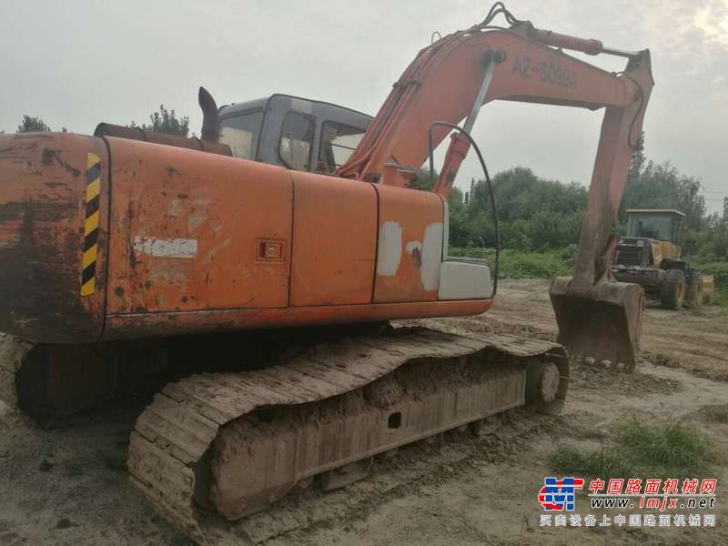 山东出售转让二手8691小时2004年日立EX200挖掘机