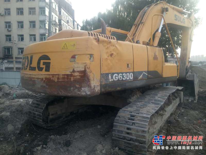 山西出售转让二手5000小时2012年临工LG6300挖掘机