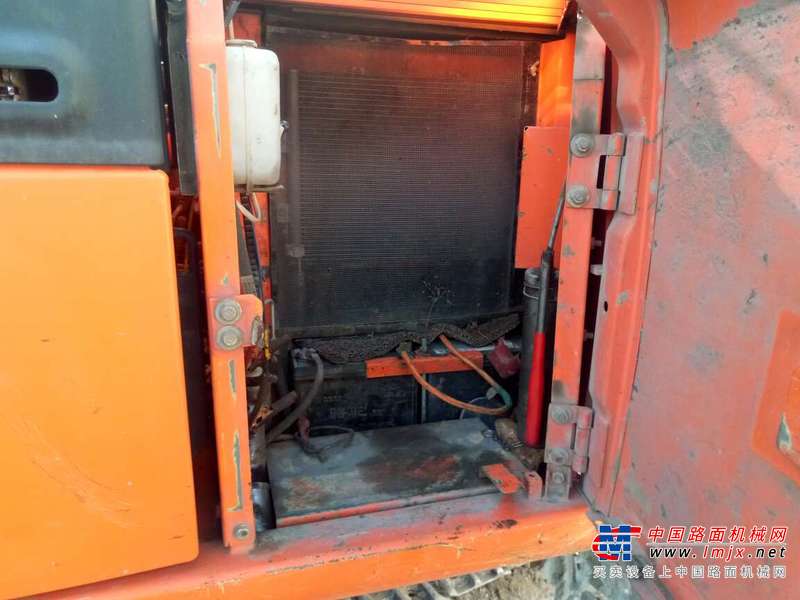 黑龙江出售转让二手8000小时2010年日立EX70挖掘机