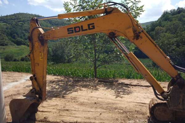 陕西出售转让二手2600小时2014年临工LG660挖掘机
