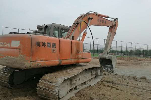山东出售转让二手8539小时2005年日立ZX200挖掘机