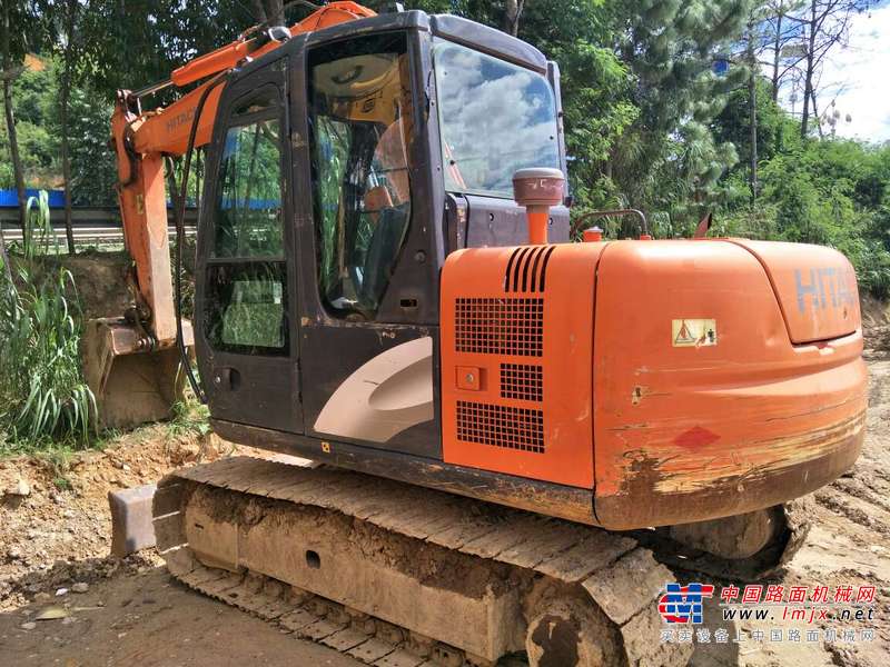 云南出售转让二手5000小时2013年日立ZX70挖掘机