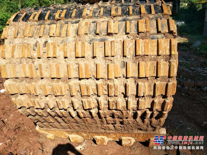 四川出售转让二手8000小时2012年三一重工SY335C挖掘机