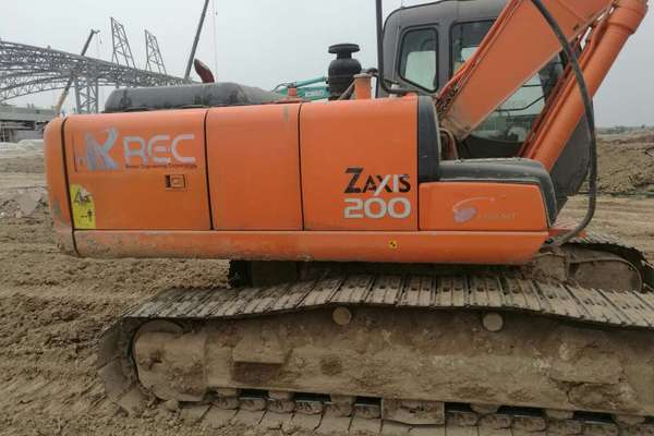 山东出售转让二手8359小时2005年日立ZX200挖掘机