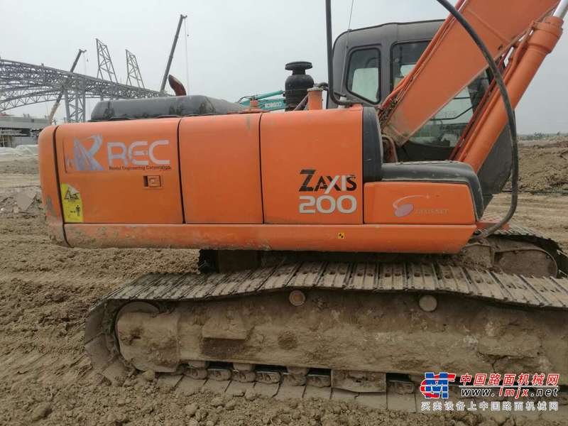 山东出售转让二手8359小时2005年日立ZX200挖掘机
