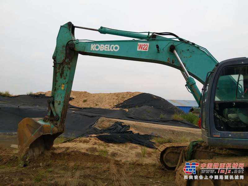 山东出售转让二手4000小时2011年神钢SK210LC挖掘机