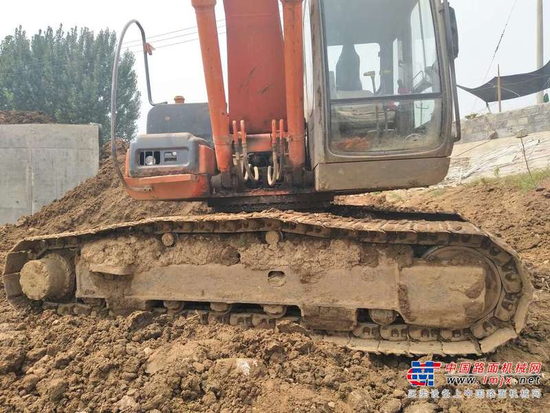 山东出售转让二手15000小时2004年日立ZX200挖掘机