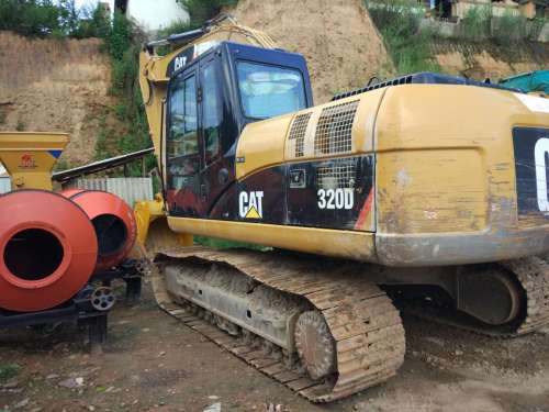 云南出售转让二手6000小时2011年卡特彼勒320D挖掘机