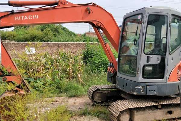 山西出售转让二手7000小时2010年日立EX55UR挖掘机