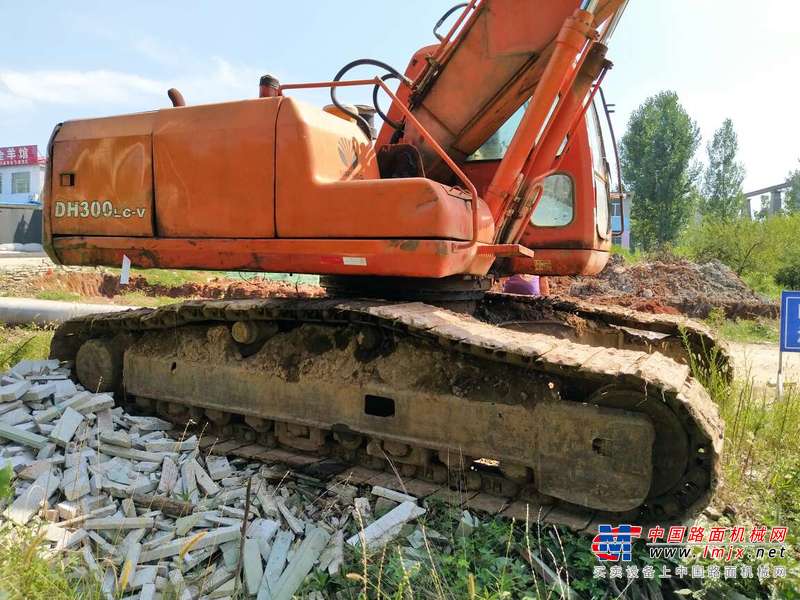 山东出售转让二手9000小时2005年大宇DH220LC挖掘机