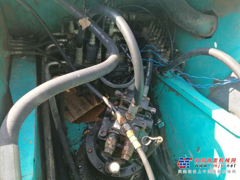 山东出售转让二手8213小时2009年神钢SK210LC挖掘机