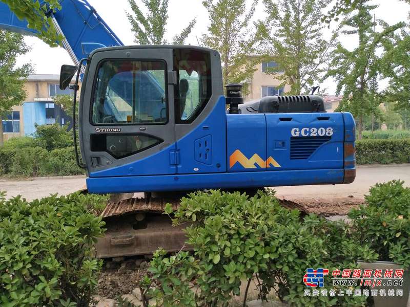 山东出售转让二手2600小时2014年山重建机GC208挖掘机