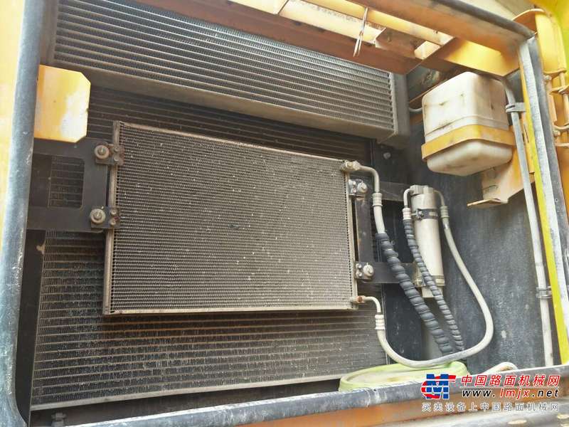 山东出售转让二手8000小时2011年三一重工SY305C挖掘机