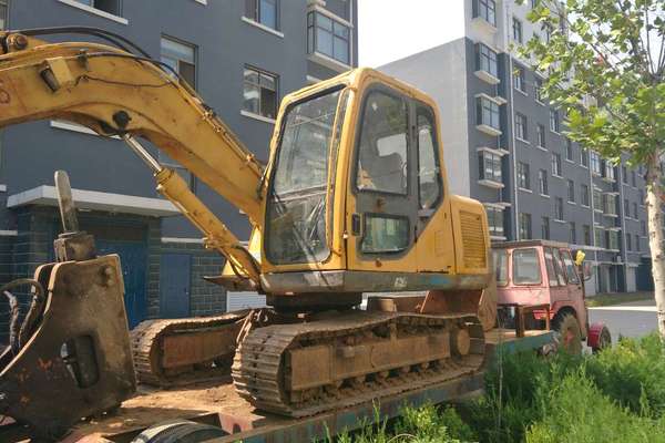 山东出售转让二手10300小时2007年玉柴YC85挖掘机