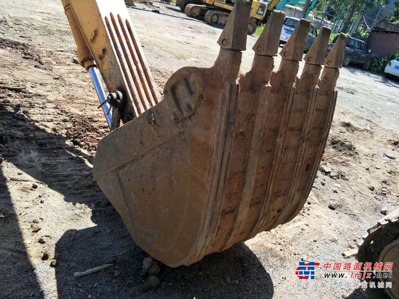 江西出售转让二手5000小时2012年现代R215挖掘机