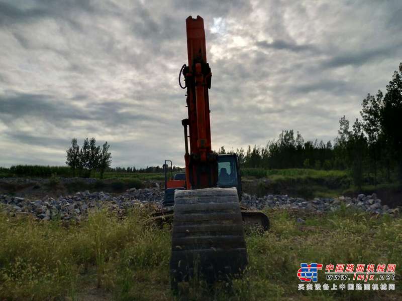 山东出售转让二手12000小时2011年日立ZX360H挖掘机