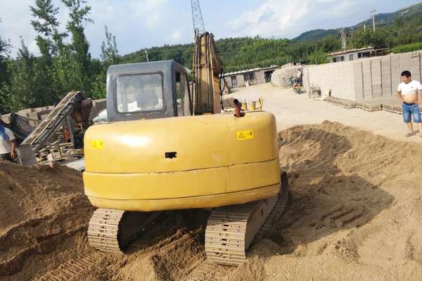 辽宁出售转让二手12000小时2009年卡特重工CT80挖掘机