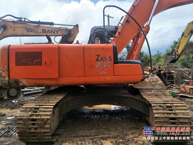 云南出售转让二手12568小时2007年日立EX210挖掘机